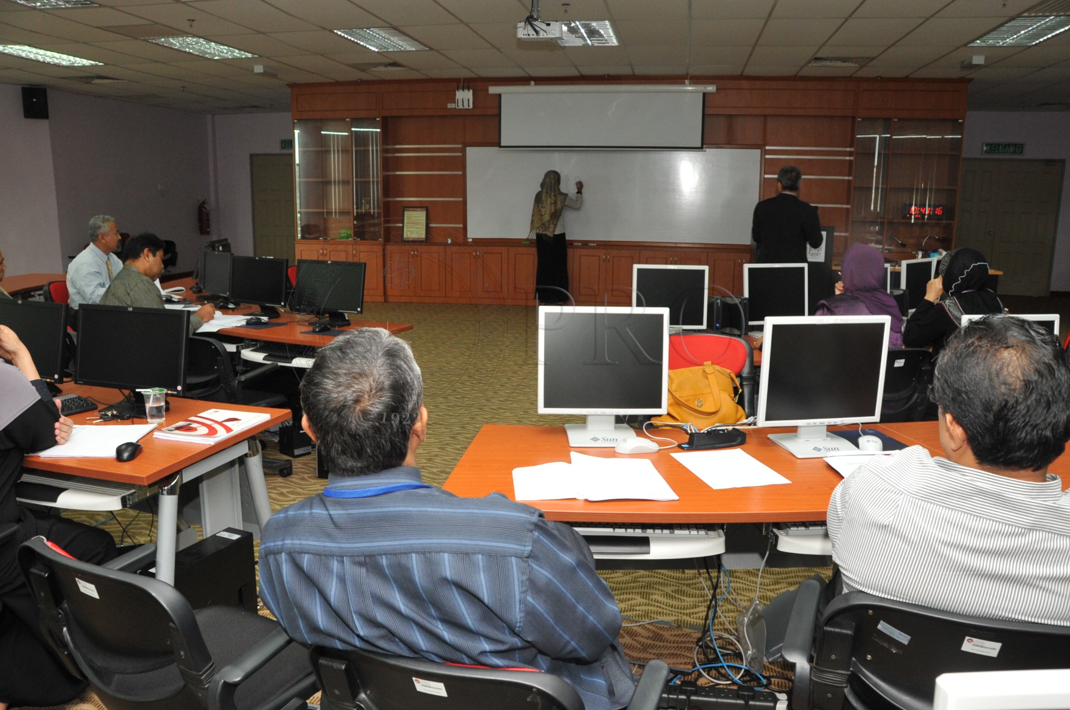 PRO 13 01 pelan PRO 6419